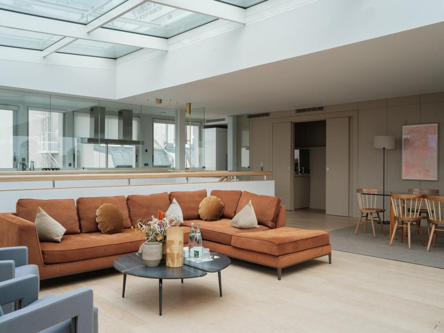 Apartment Loft Dino Spa-style Ensuite London